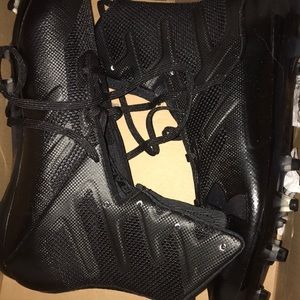 Under armor cleats size 9 black